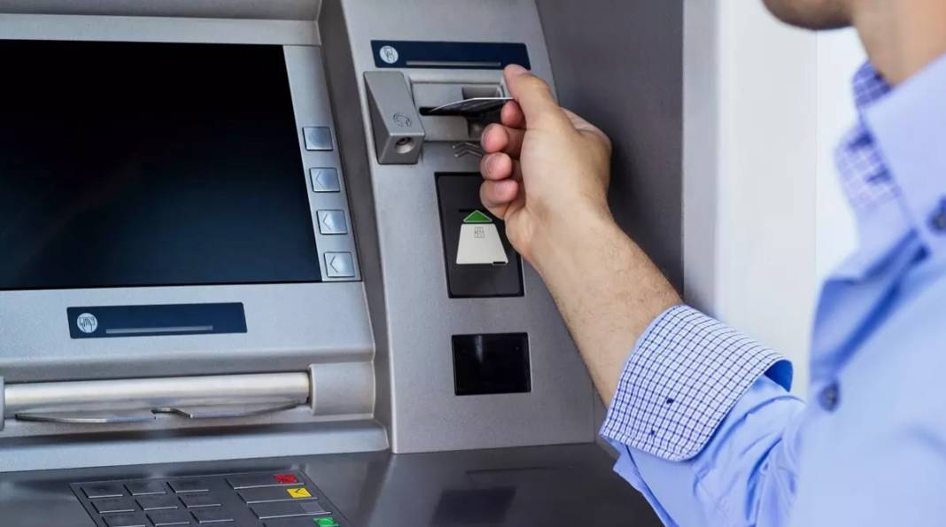 ATM'ler artık bunu yapanın kartını yutacak: Bayramüstü yeni güncelleme geldi 1